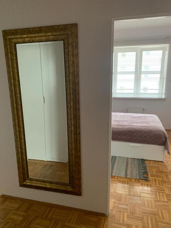 Apartament Zieleniec Торунь Екстер'єр фото