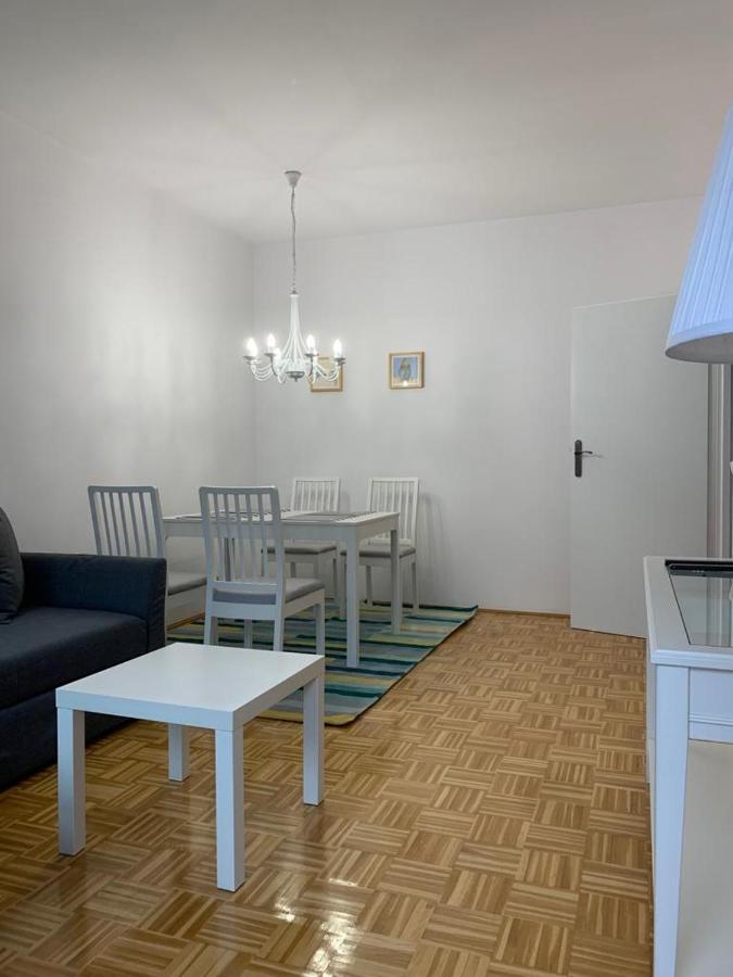 Apartament Zieleniec Торунь Екстер'єр фото